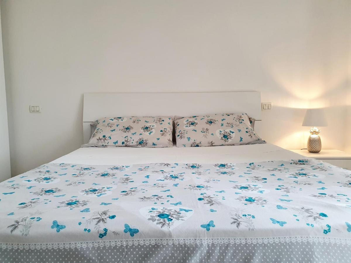 Casa Rossella Apartment ปอร์โต ซันเตลปีดิโอ ภายนอก รูปภาพ