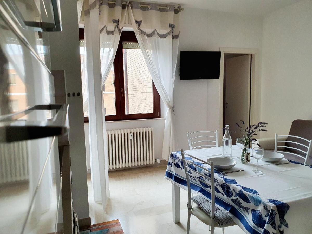 Casa Rossella Apartment ปอร์โต ซันเตลปีดิโอ ภายนอก รูปภาพ