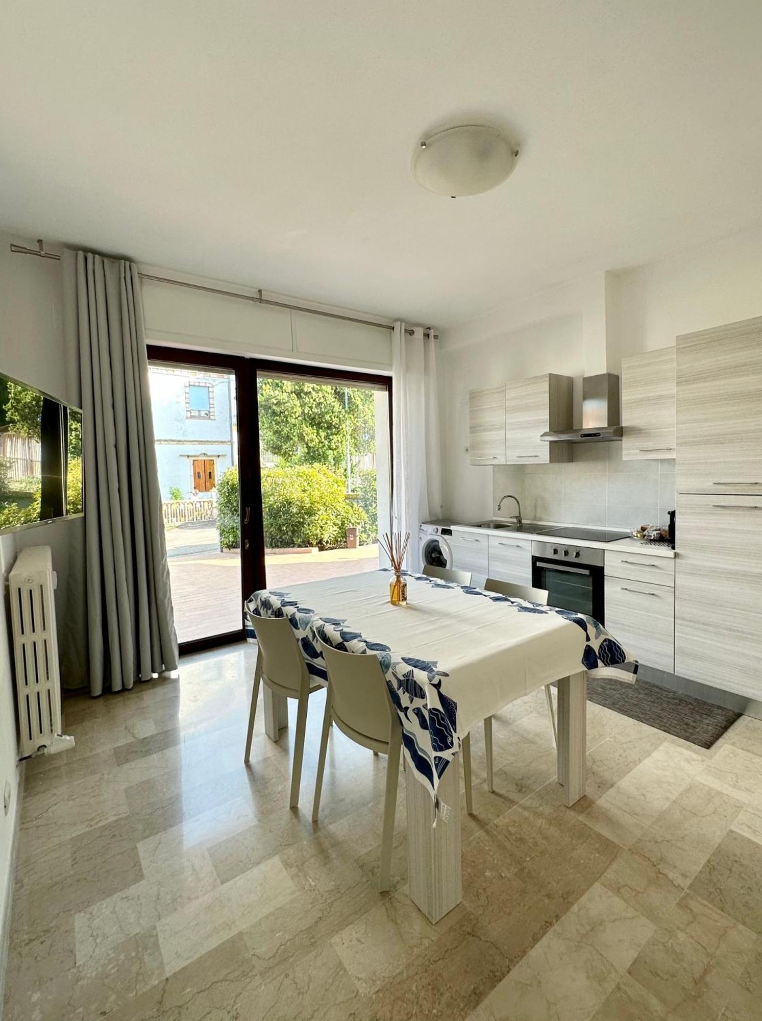 Casa Rossella Apartment ปอร์โต ซันเตลปีดิโอ ภายนอก รูปภาพ